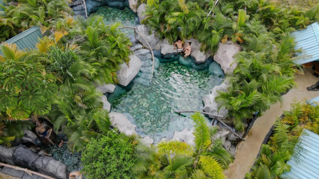 Hotel Relax Termalitas - Thermal Water La Fortuna Exterior foto