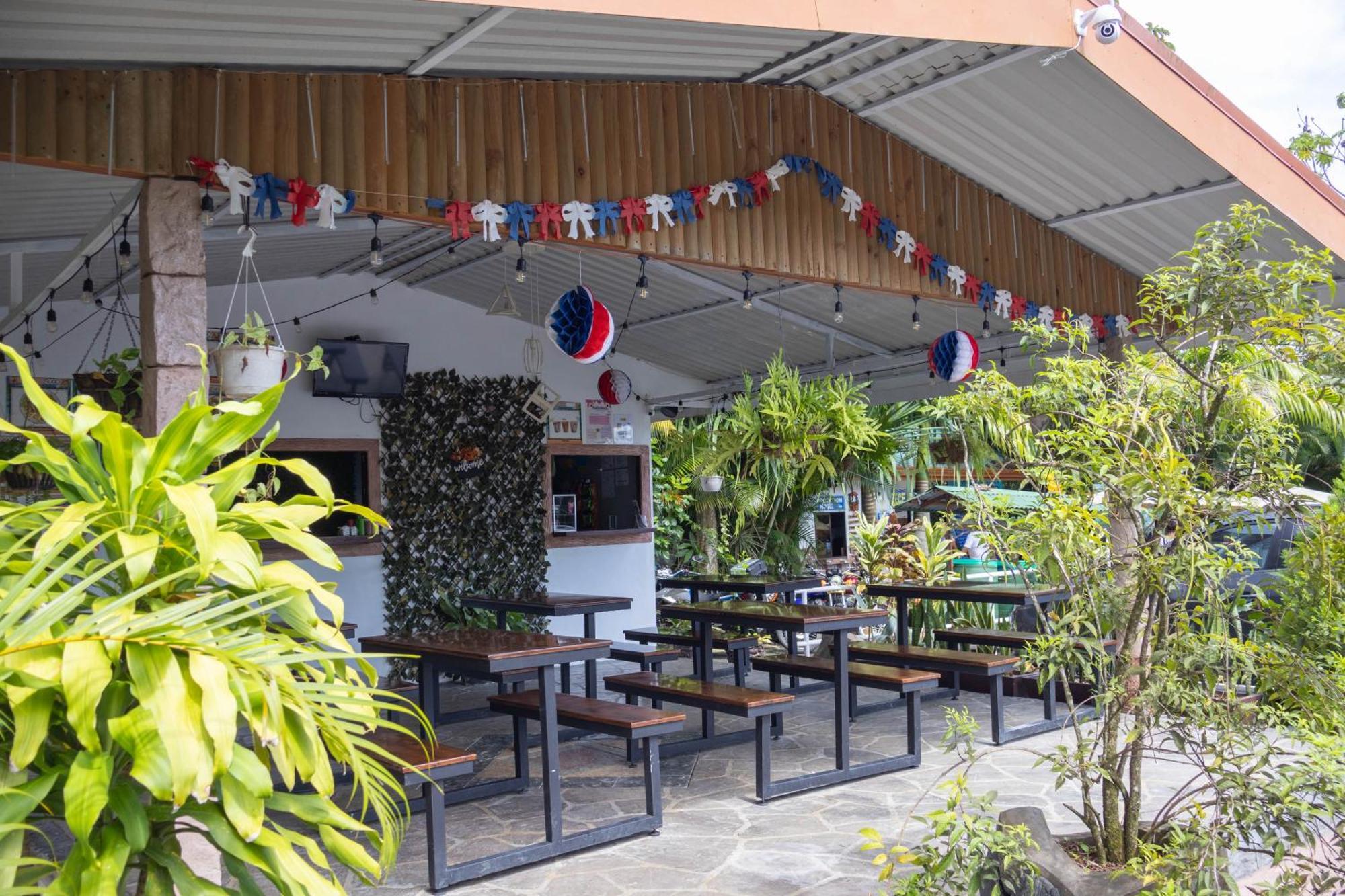 Hotel Relax Termalitas - Thermal Water La Fortuna Exterior foto